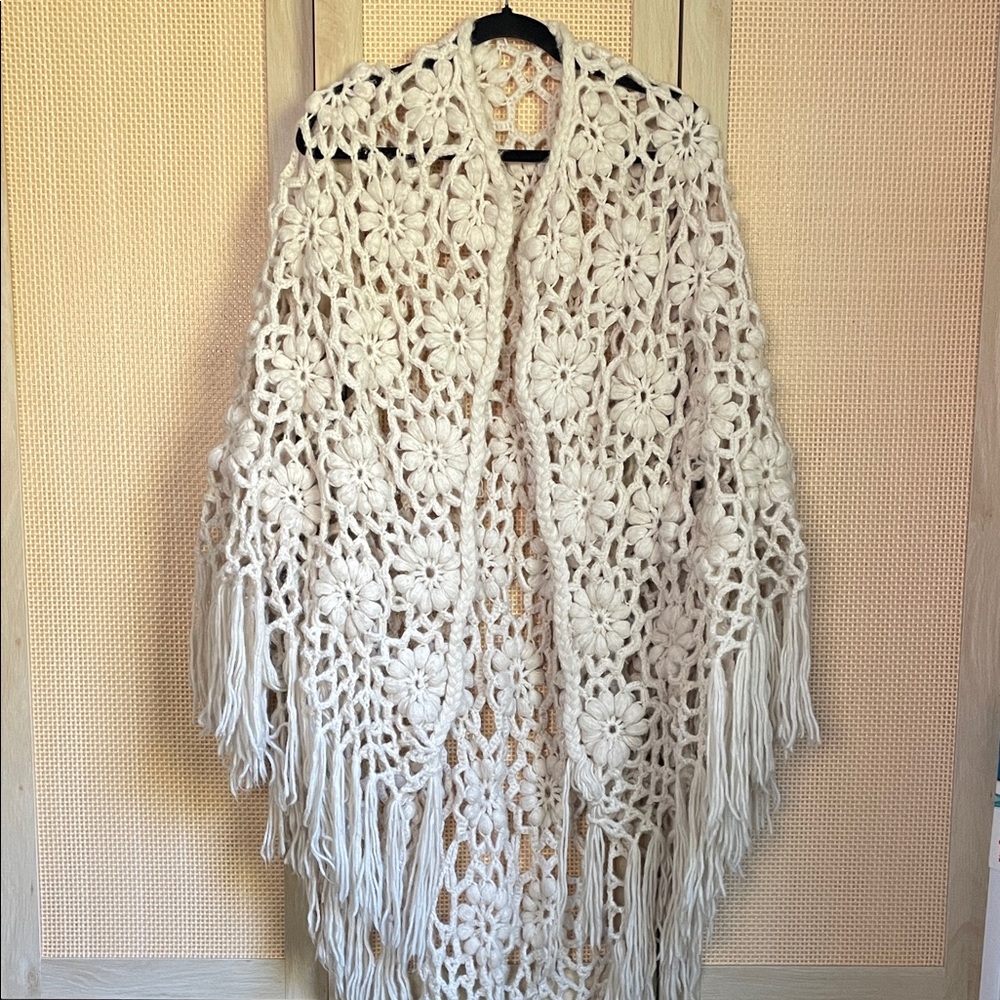Crochet Floral Fringe Shawl